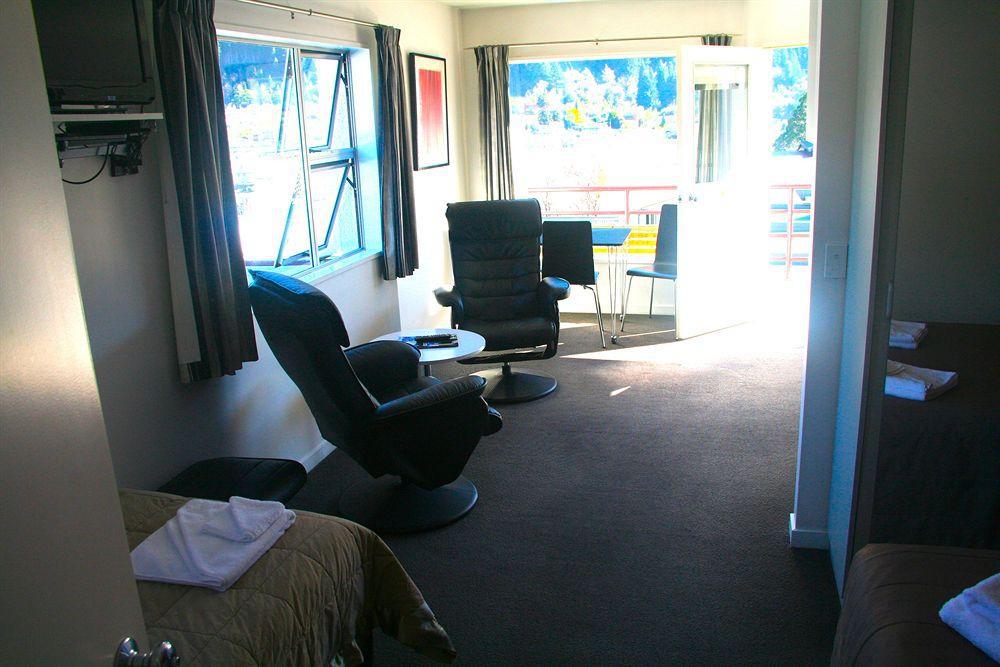 Caples Court Motel & Apartments Queenstown Exteriér fotografie