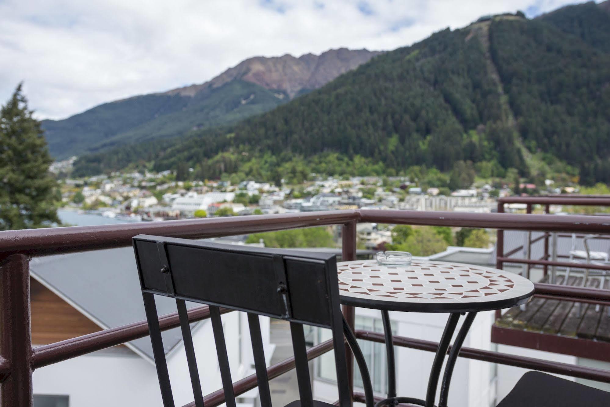 Caples Court Motel & Apartments Queenstown Exteriér fotografie