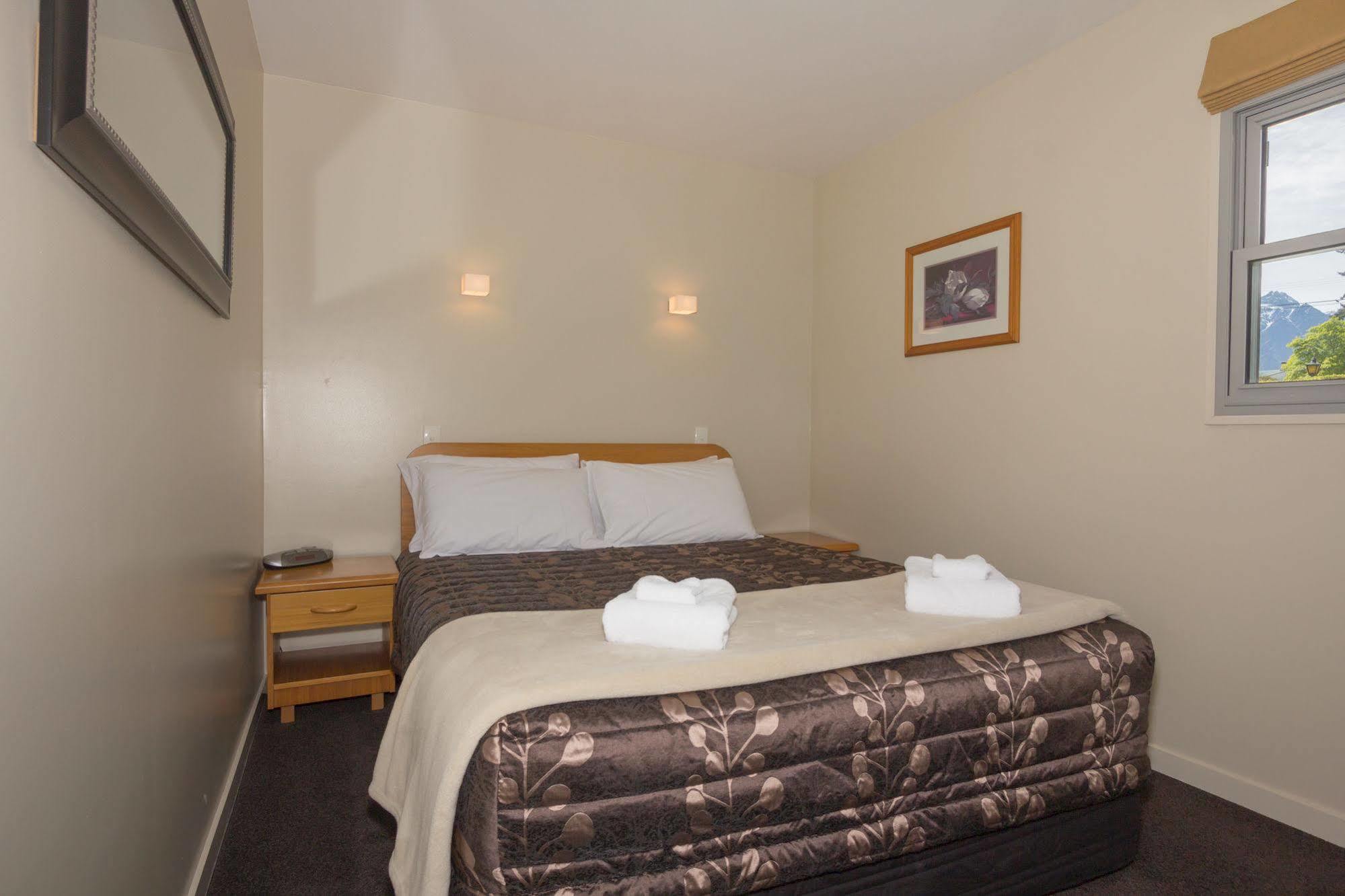 Caples Court Motel & Apartments Queenstown Exteriér fotografie